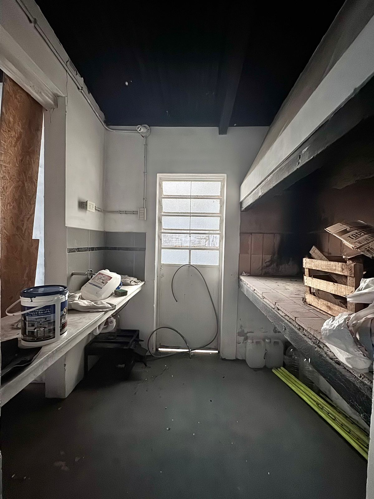 Imagen de la propiedad  VENTA AMPLIO LOCAL / GALPÓN